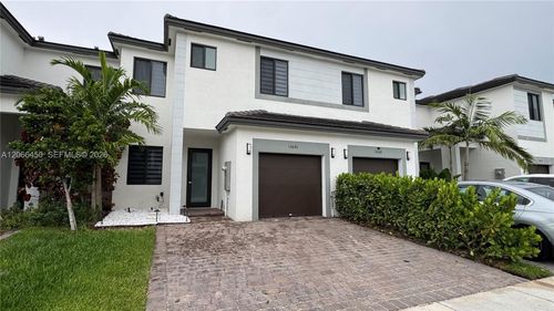 0-13642 Sw 157th Pl, Miami, FL, 33196-1849 | Card Image