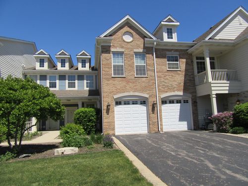 1366 Scarboro Rd, Schaumburg, IL, 60193-3136 | Card Image