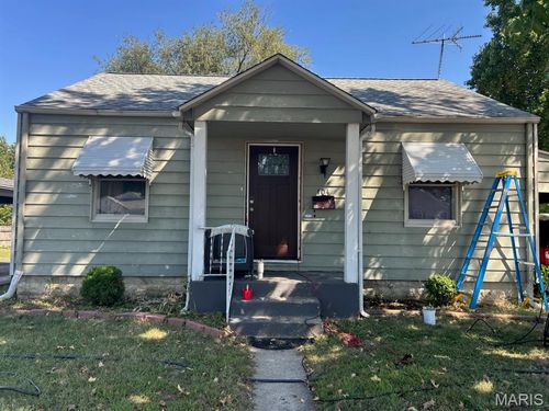 104 Whitelaw Ave, East Alton, IL, 62024-1512 | Card Image