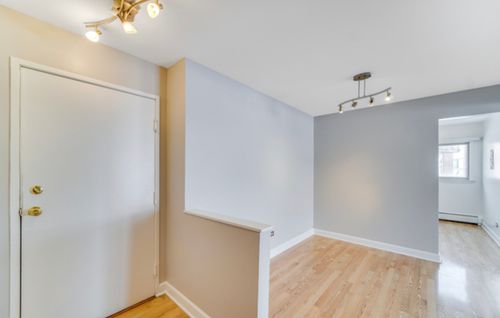 apt-110-1557 Jill Ct, Glendale Heights, IL, 60139-2969 | Card Image