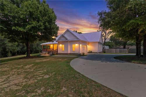 8100 Oak Hill Dr, Semmes, AL, 36575-4528 | Card Image