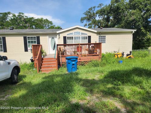 33124 Jamette Rd, Dade City, FL, 33523-9216 | Card Image