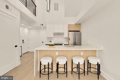 5-3923 14th St Nw, WASHINGTON, DC, 20011-5405 | Card Image