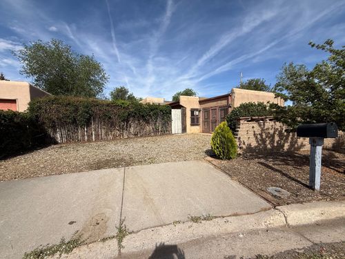 1032 Camino De Chelly, Santa Fe, NM, 87505 | Card Image