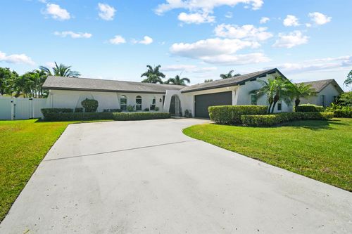 11886 Hemlock St, Palm Beach Gardens, FL, 33410-2129 | Card Image