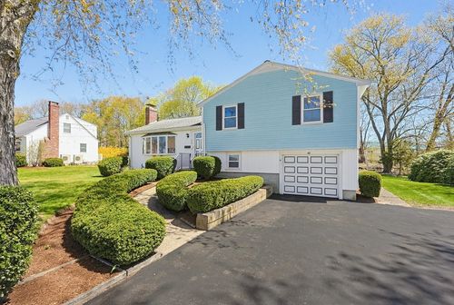 48 Irving Dr, Walpole, MA, 02081-2412 | Card Image