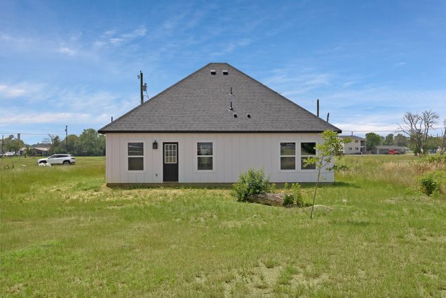 205 E South St, House other with 3 bedrooms, 2 bathrooms and null parking in Itasca TX | Image 24
