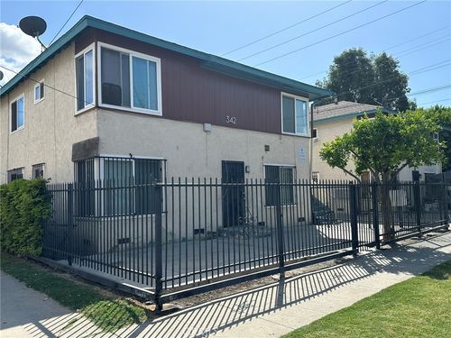 342 W Palm St, Compton, CA, 90220 | Card Image