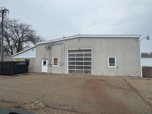 6 Lake St, Deerfield, WI, 53531-9493 | Card Image