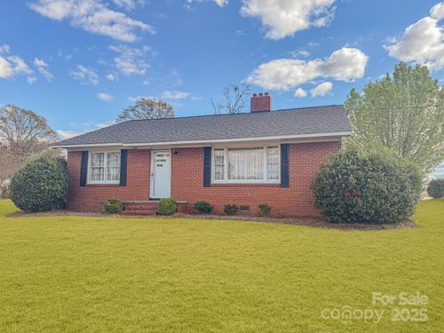 1019 W Sewell St, Pageland, SC, 29728-1723 | Card Image