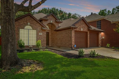 2904 Cedar Pass Ct, Flower Mound, TX, 75022-7813 | Card Image