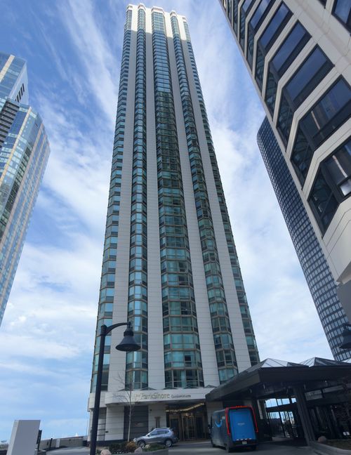 apt-3905-195 N Harbor Dr, Chicago, IL, 60601-7535 | Card Image