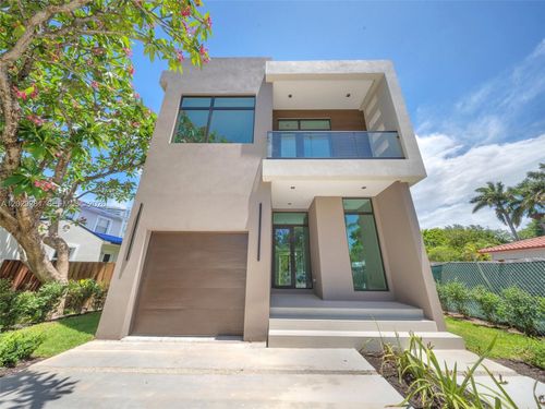 1637 Monroe St, Hollywood, FL, 33020-5515 | Card Image