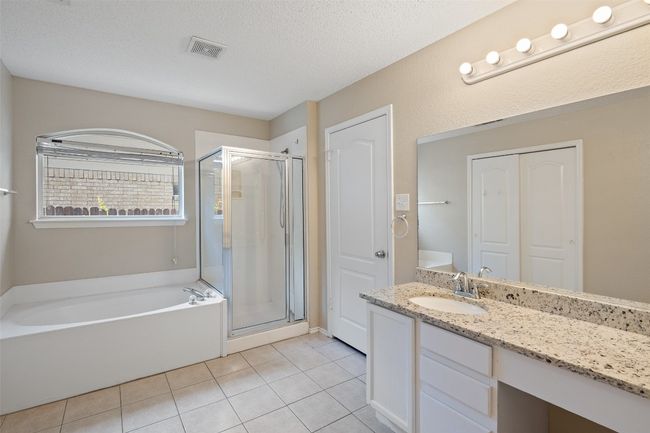 1008 Chippewa, House other with 4 bedrooms, 2 bathrooms and 4 parking in Round Rock TX | Image 22