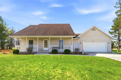 10013 Middle Road Road, Manitowoc Rapids, WI, 54220 | Card Image