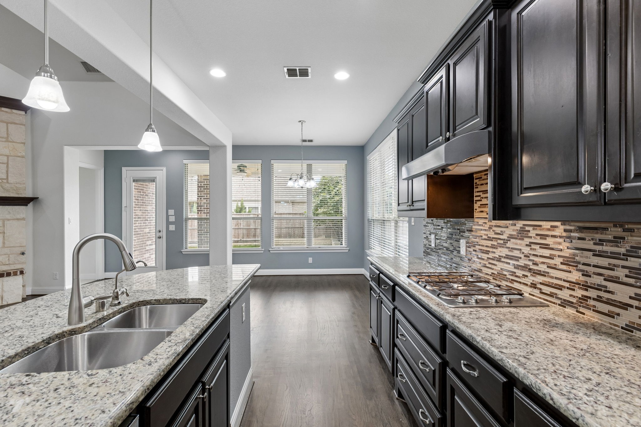 Residential Lease in Lewisville 5
