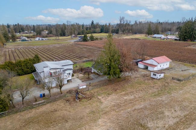 28028 Layman Avenue, House other with 4 bedrooms, 3 bathrooms and null parking in Abbotsford BC | Image 6