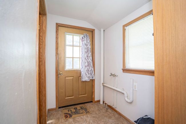 1209 Spencer St, Home with 2 bedrooms, 1 bathrooms and null parking in Grinnell IA | Image 12