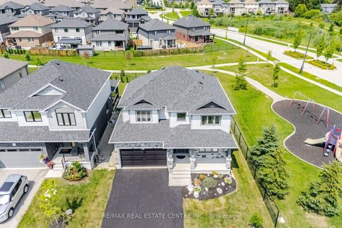 1 Grundy Cres, Grand Valley, ON, L9W7S7 | Card Image
