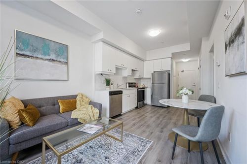 105-251 Northfield Dr E, Waterloo, ON, N2K0G9 | Card Image