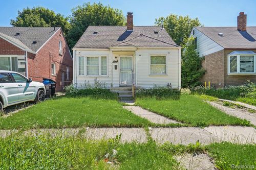 6526 Heyden St, Detroit, MI, 48228-4933 | Card Image