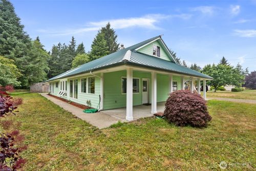 33 Rustemeyer Rd, Aberdeen, WA, 98520-9520 | Card Image