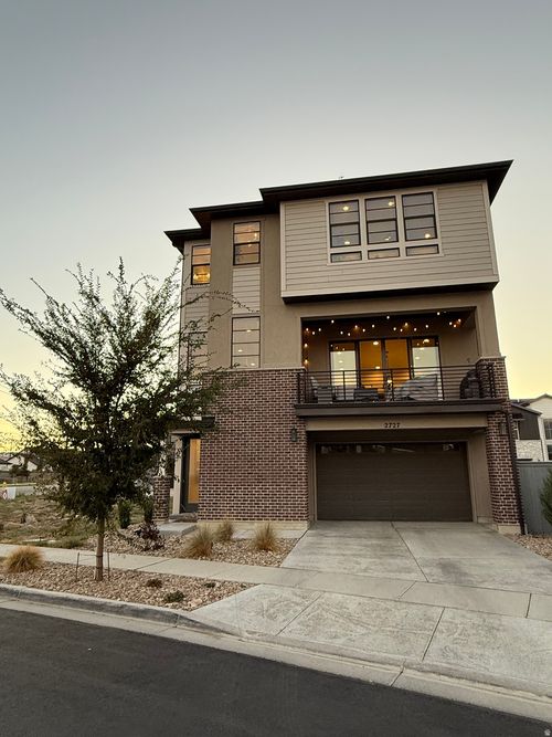 2727 N Turpin Ln, Lehi, UT, 84048-7284 | Card Image