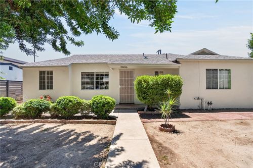 19456 Sherman Way, Reseda, CA, 91335-3713 | Card Image