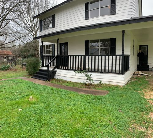 516 San Saba St, Lockhart, TX, 78644-2830 | Card Image