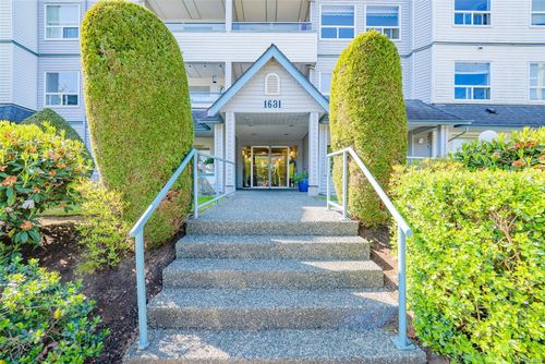 405-1631 Dufferin Cres, Nanaimo, BC, V9S5T4 | Card Image