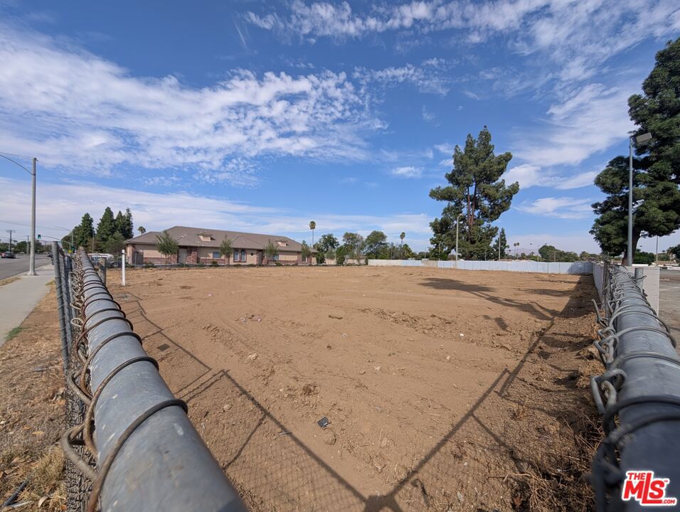 Land in Riverside 5