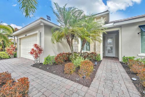 11555 Sw Apple Blossom Trl, Port St Lucie, FL, 34987-2472 | Card Image