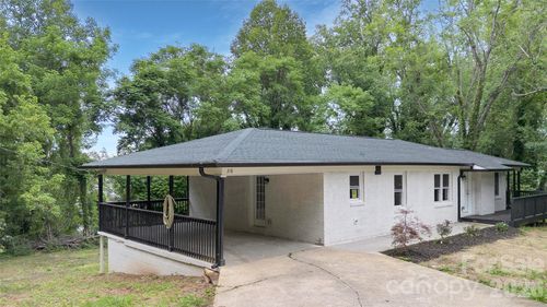 218 Palmer St Nw, Lenoir, NC, 28645-4312 | Card Image