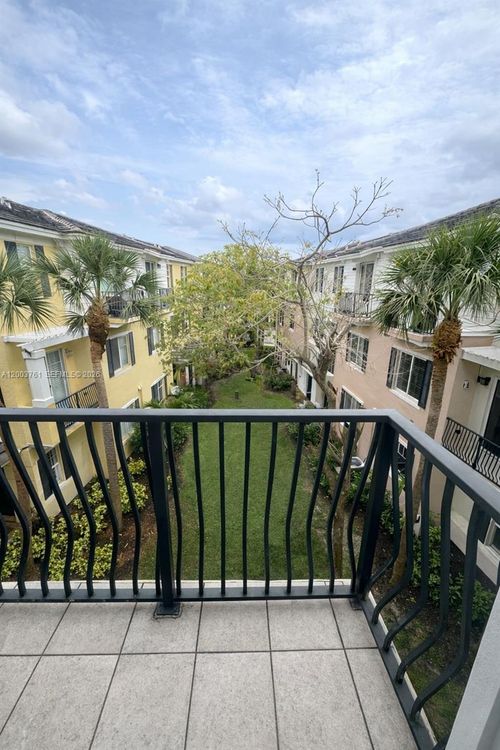 556 Nw 39th Cir, Boca Raton, FL, 33431-5742 | Card Image