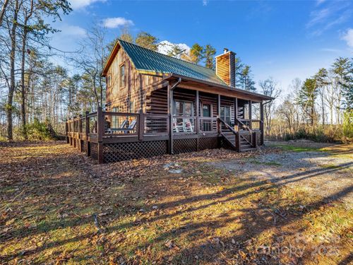 132 Grandview Dr, Rutherfordton, NC, 28139-8492 | Card Image