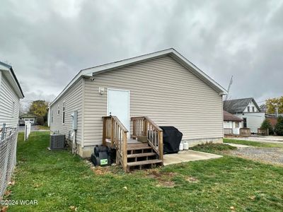 304 S Main Street, House other with 3 bedrooms, 2 bathrooms and null parking in Mount Blanchard OH | Image 2