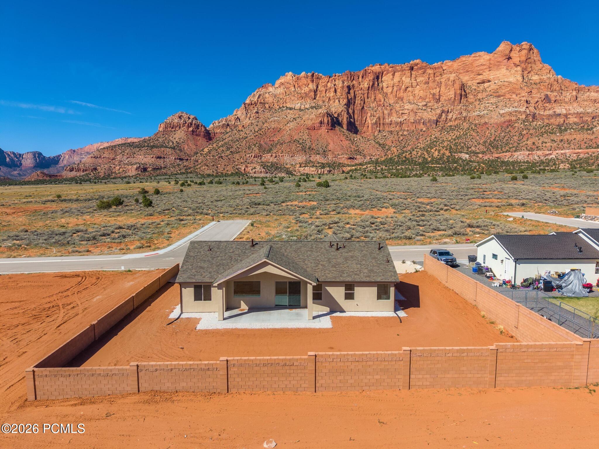 Residential in Hildale 4