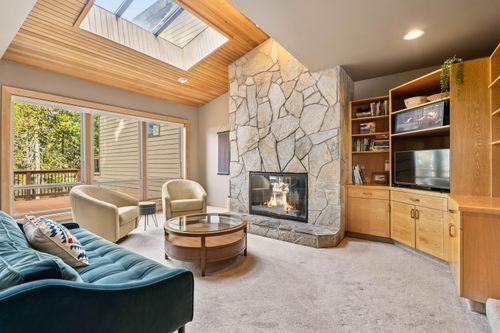 8-17672 Bittern Ln, Sunriver, OR, 97707-3018 | Card Image