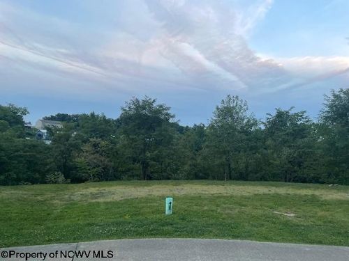 106 Legacy Dr, Morgantown, WV, 26508-4273 | Card Image