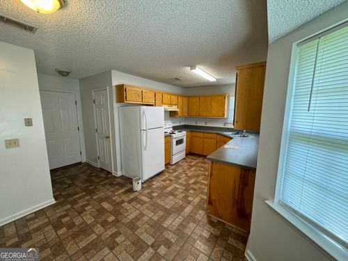 205 Silver Fox Dr, Saint Marys, GA, 31558-4854 | Card Image