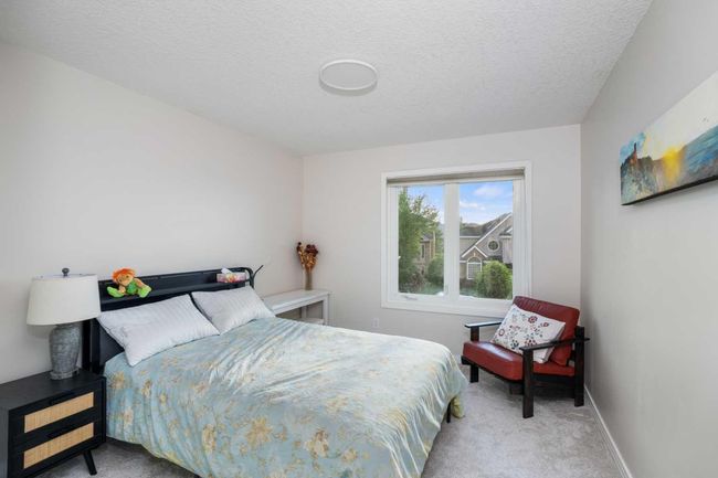 11 Patrick View Sw, House other with 4 bedrooms, 4 bathrooms and 4 parking in Calgary AB | Image 28