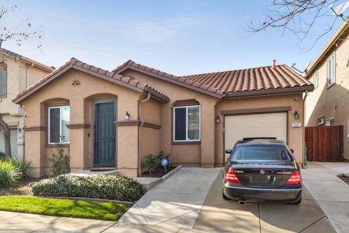 5467 Elderdown Way, Sacramento, CA, 95835-2453 | Card Image