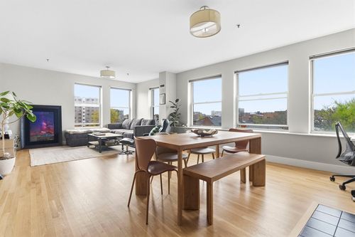 107-96 Broadway, Boston, MA, 02116-5494 | Card Image