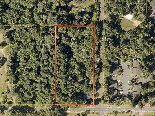 2005 E End St Nw, Olympia, WA, 98502-8318 | Card Image