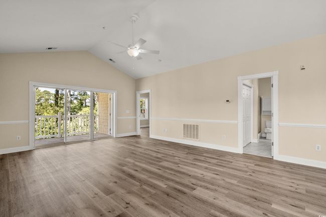 UNIT-301 - 117 S Shore Blvd, Condo with 3 bedrooms, 2 bathrooms and null parking in Longs SC | Image 9