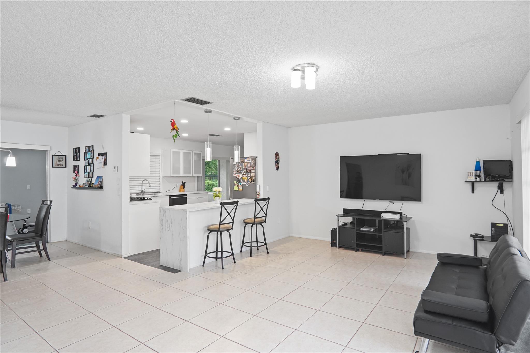 25th Ct, Sunrise, FL 33322