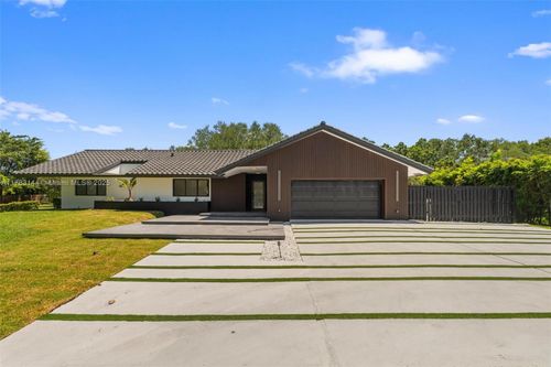 5020 Hawkhurst Ave, Southwest Ranches, FL, 33331-2801 | Card Image