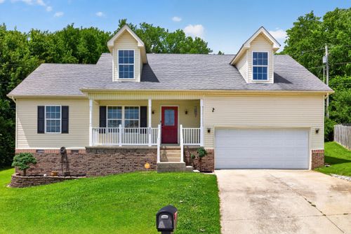 209 Connie Ln, Winchester, KY, 40391-2284 | Card Image
