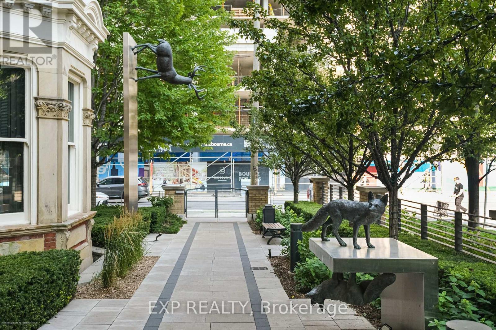 Residential in Toronto (North St. James Town) 5