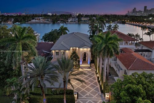 176 S Hibiscus Dr, Miami Beach, FL, 33139-5130 | Card Image